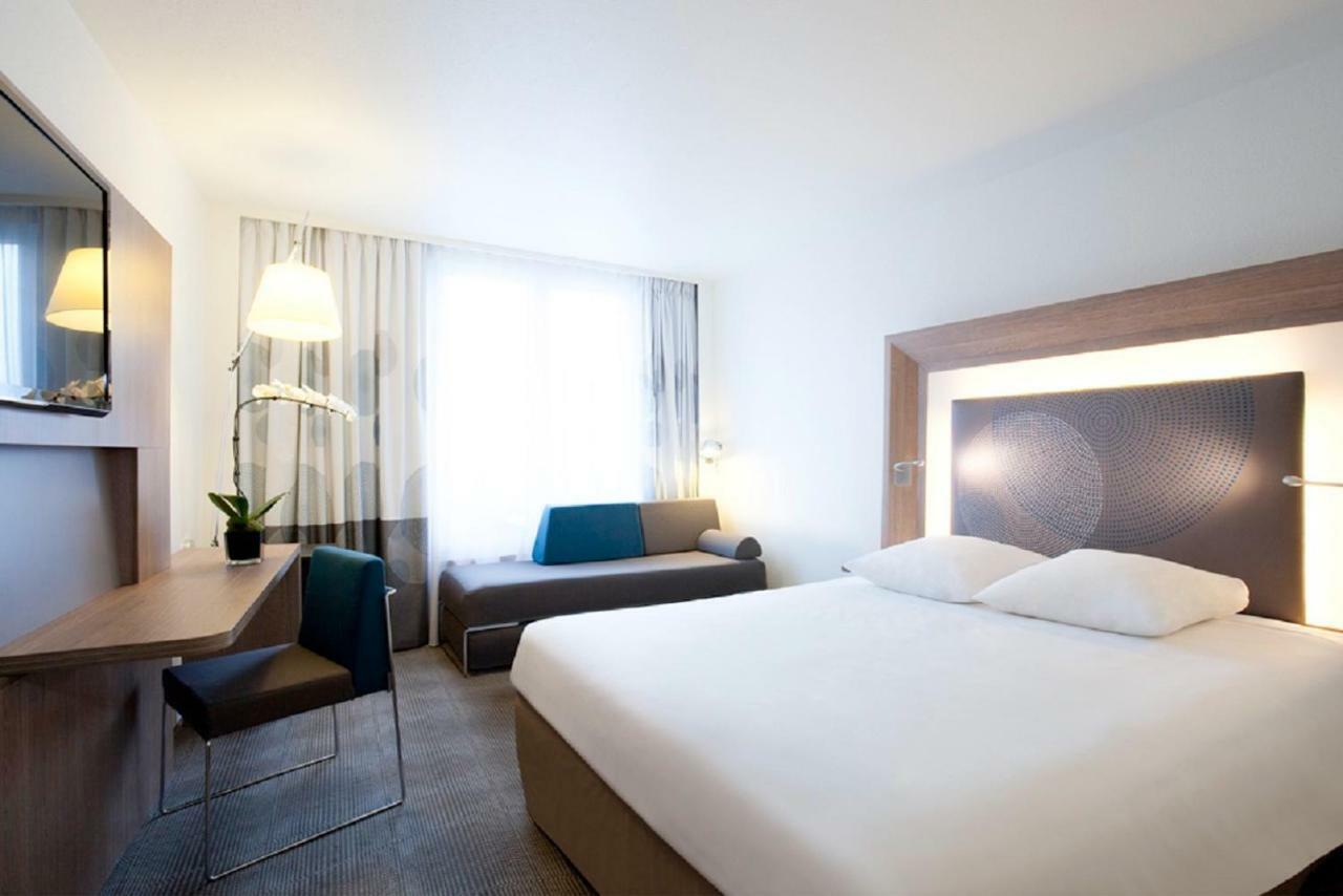 Khách sạn Novotel Centre Prado Velodrome 4*
