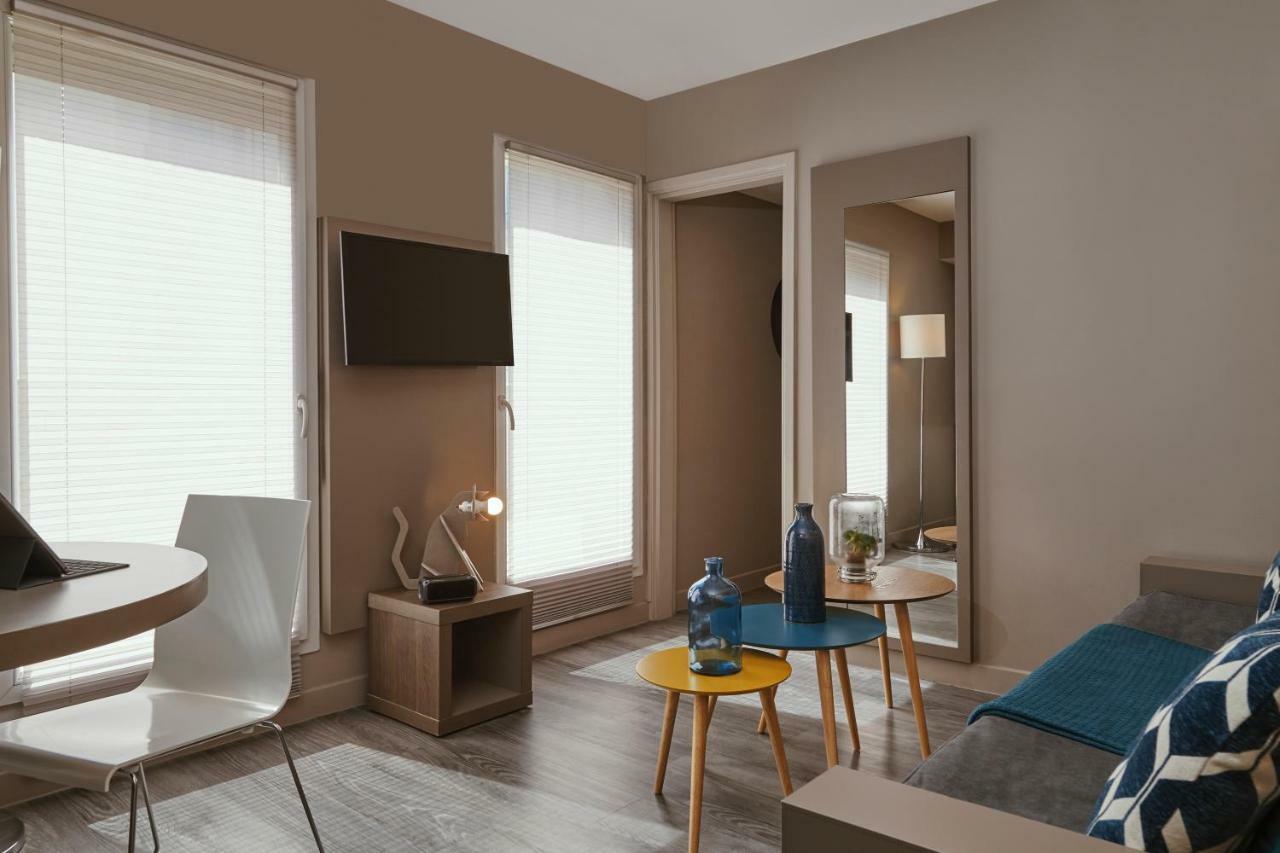 Khách sạn hẻo lánh Adagio Vieux Port 4*