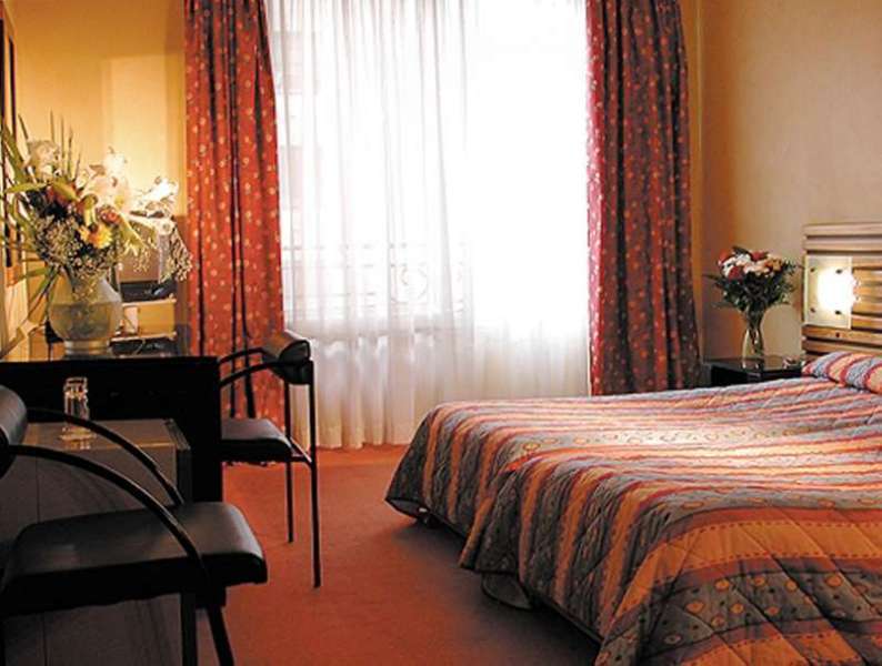 Greet Centre Saint Charles 2* Marselha