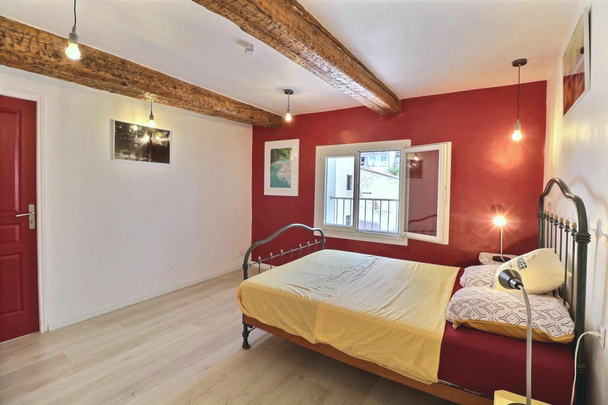 Les Marches De Saint Charles Apartment *
