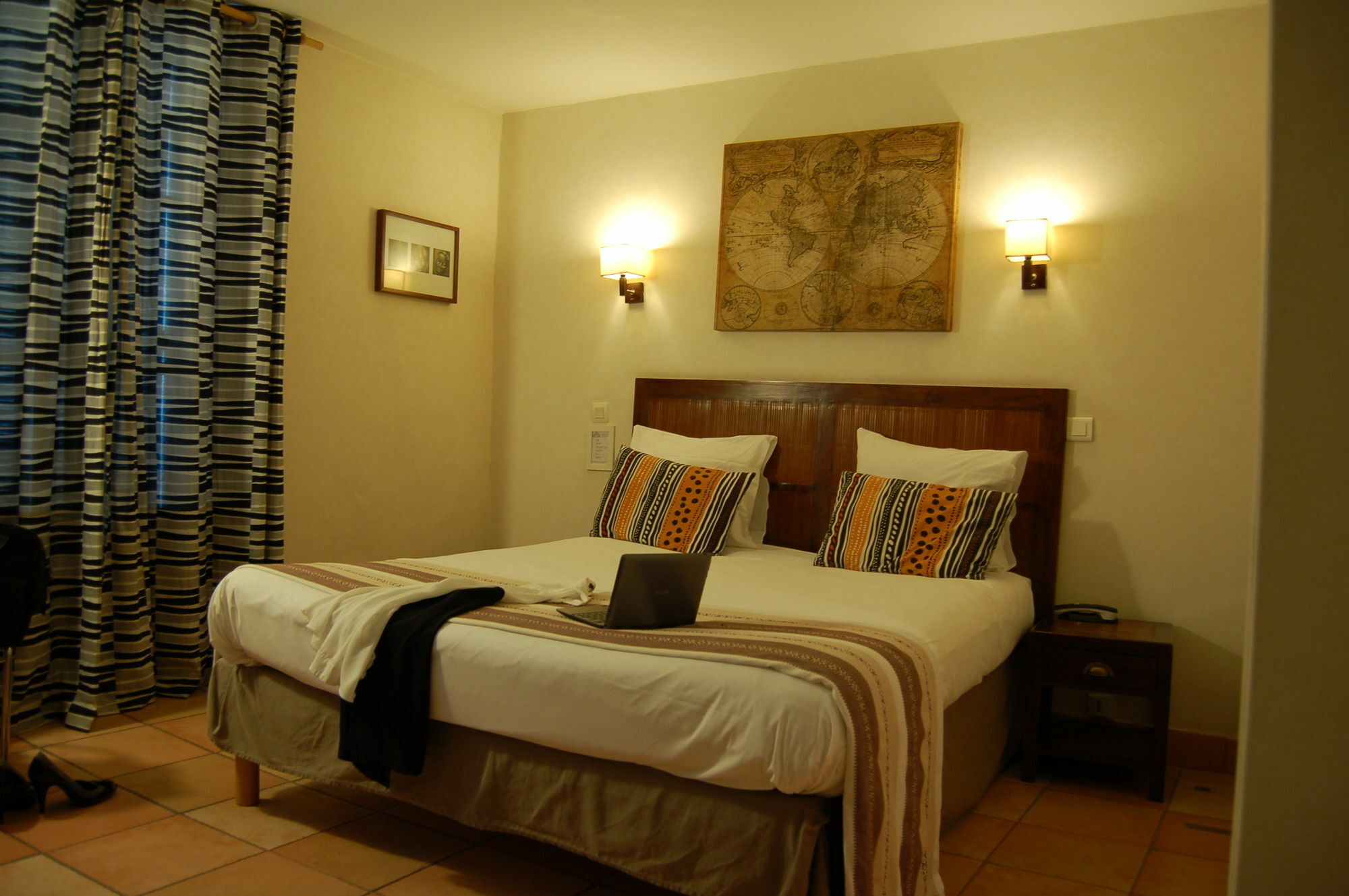 Amista - Ancien Saint Louis - Vieux Port Hotel 3*