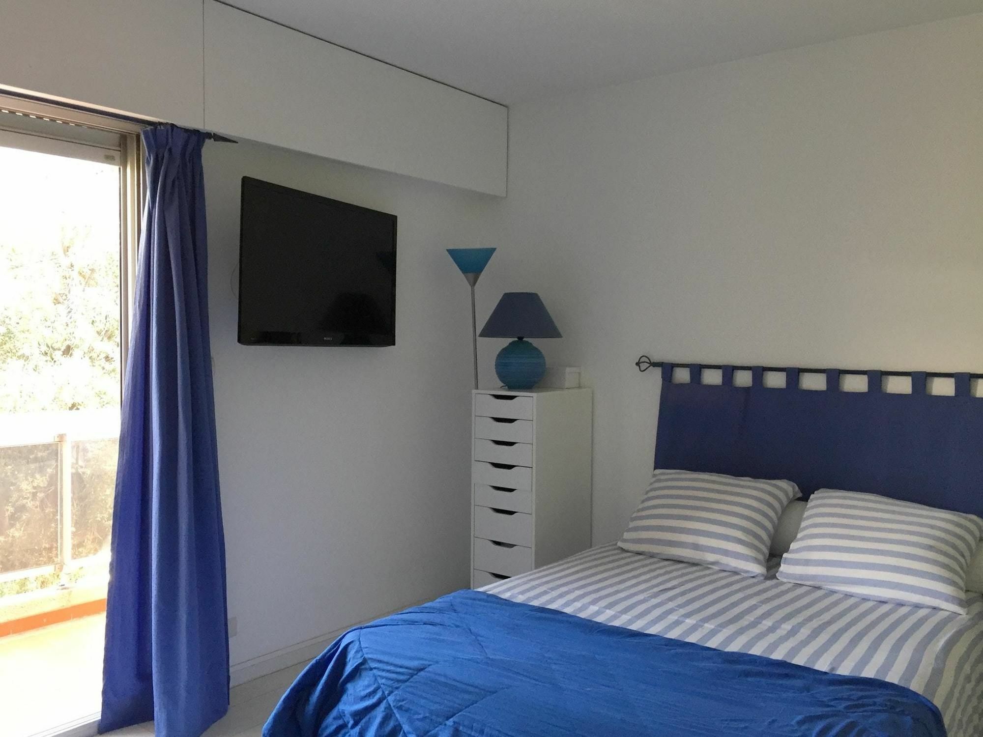 With One Bedroom In Marseille, With Wonderful Sea View And W Apartment