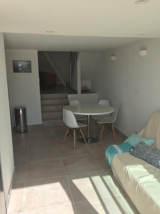 Cabanon Goudes Front De Mer Holiday home *