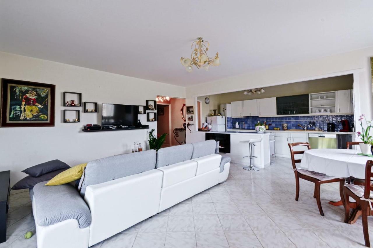 Luckey Homes - Rue Floralia