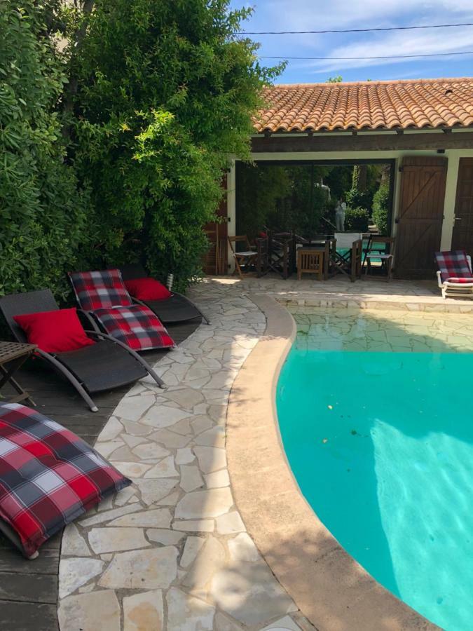 La Palmeraie Bed & Breakfast Marseille