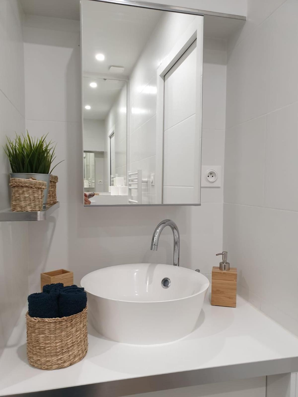 Loft Luxe Liberte Apartment