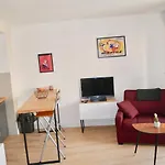 Studio Avec Balcon Amenage Et Wifi A Marseille A 2 Km De La Plage