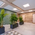 Le Lodge
