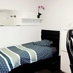 Fabuleuse Villa Marseille -7 Chambres -14 Pers Avec Grande Piscine 2 Jacuzzis