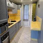 T3 Tout Equipe Avec Petit Balcon