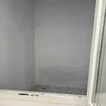 Splendid One Bedroom Apartment