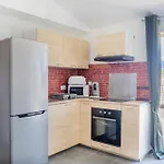 Residence Les Goudes, Appartements Acces Direct A La Plage, Vue Mer