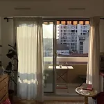 Appartement Ensoleille Et Central A Marseille