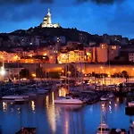 Vue Imprenable Sur Le Vieux Port
