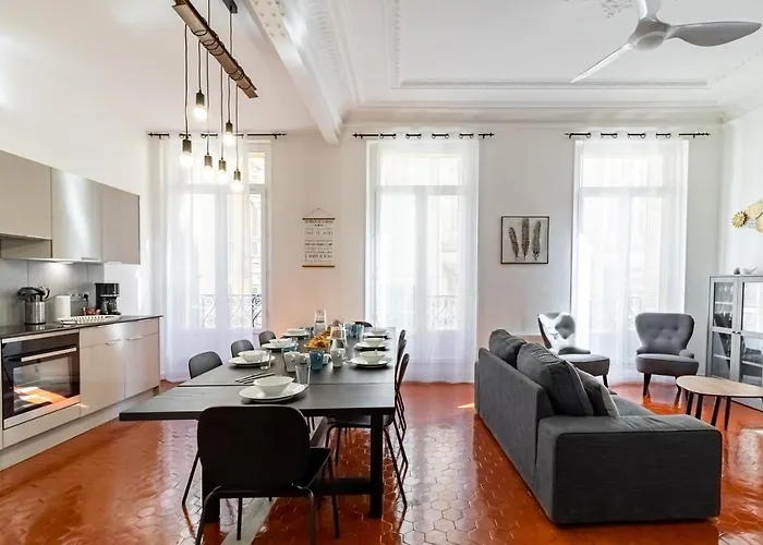 Le Priviliane - Bel Et Grand Appartement Idealement Situe