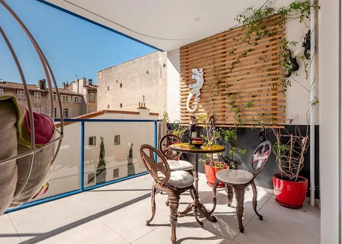 Casa De Marseille