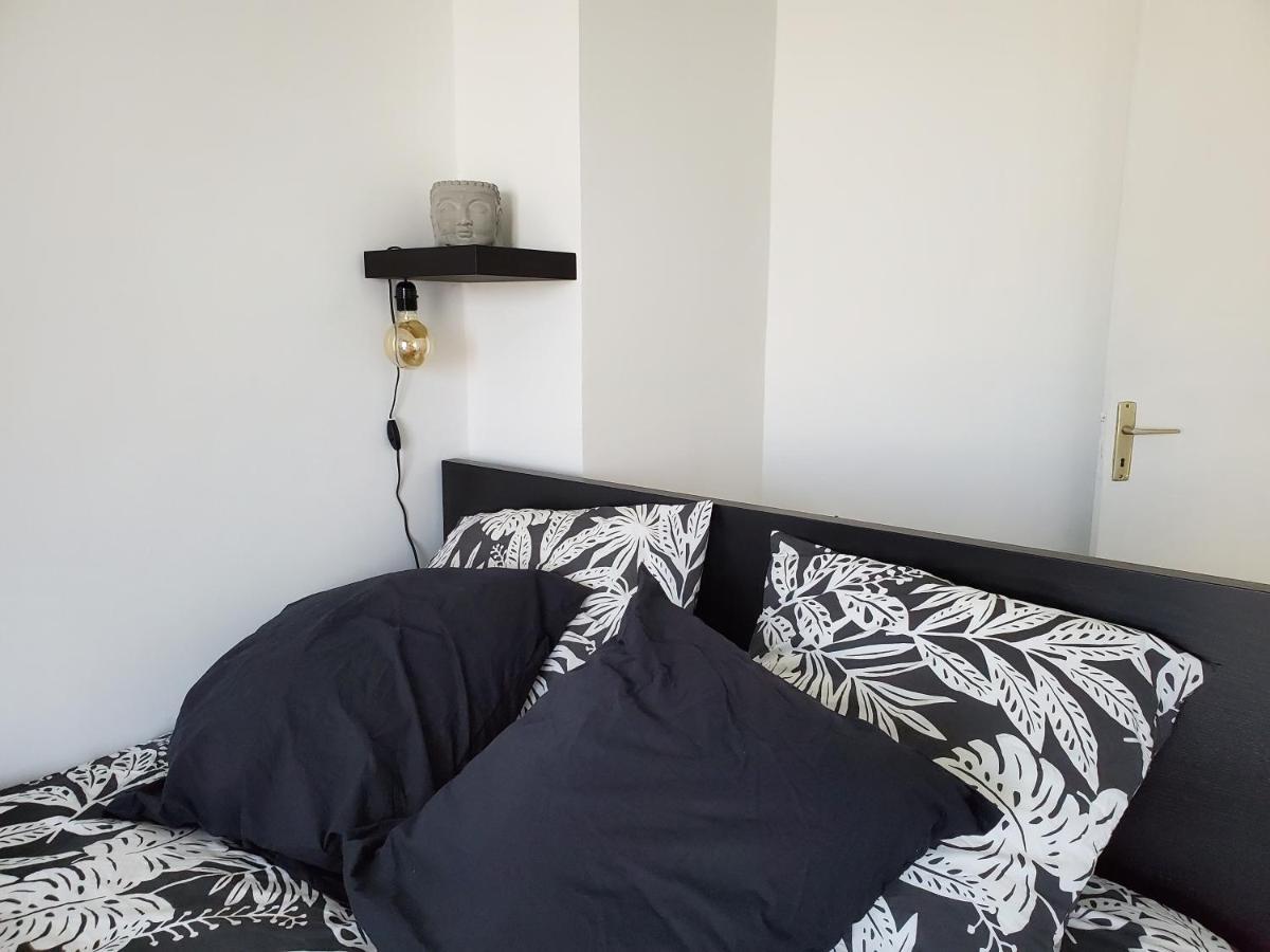 Apartamento Cosy Balcon Vue Degagee Au Coeur De - Joliette Marselha