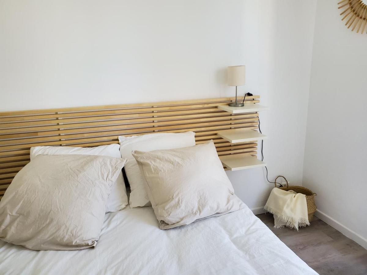 Cosy Balcon Vue Degagee Au Coeur De - Joliette Apartamento *