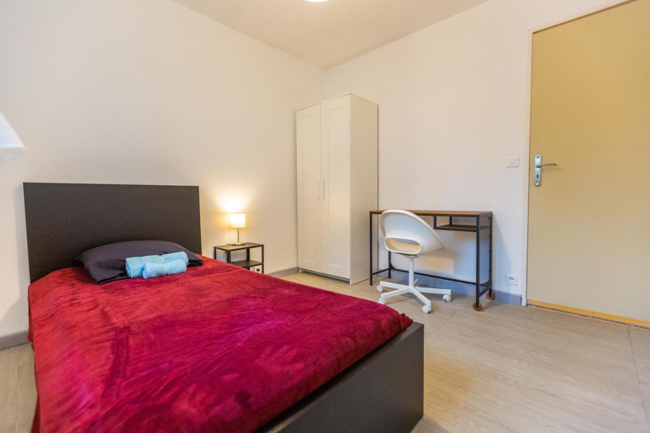 Superbe T4 Renove Spacieux Avec Stationnement Libre Et Gratuit Marseille