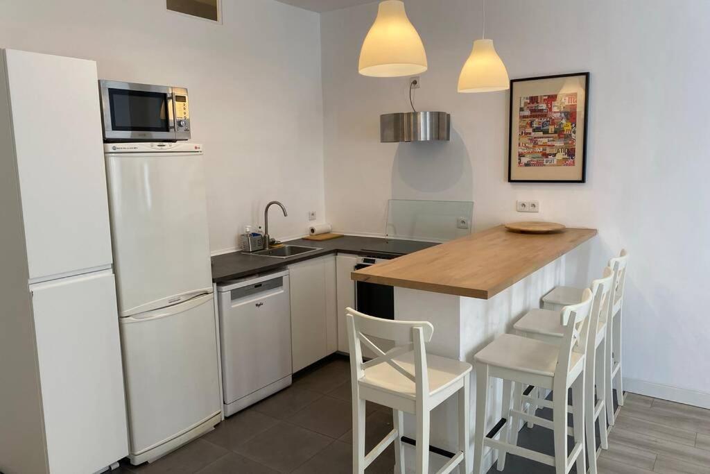 Apartment T3 Place De La Joliette Marseille
