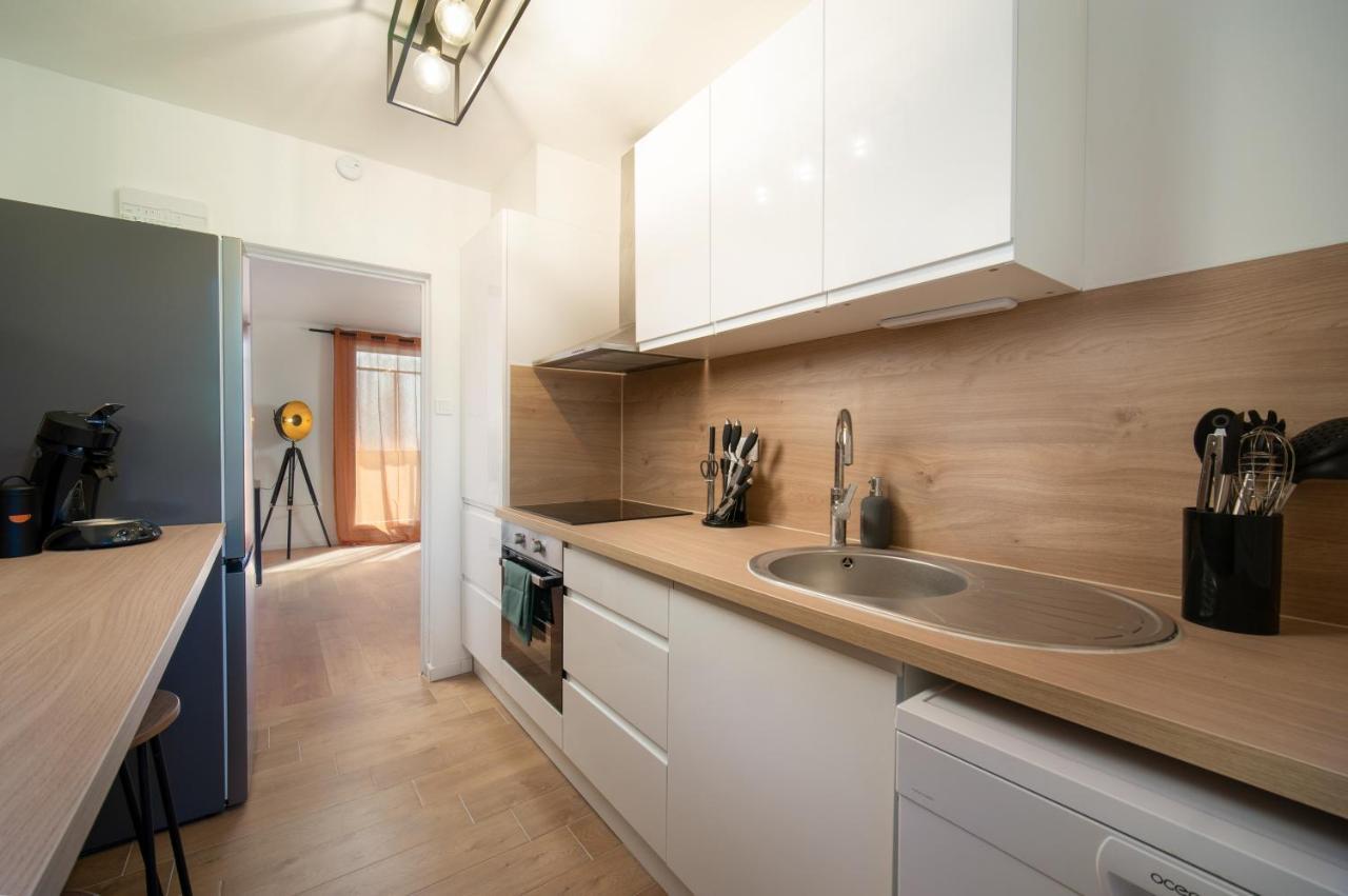 Grand 3 Avec Clim Et Balcon Apartamento *