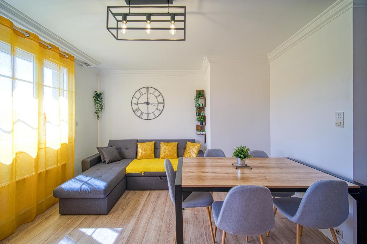 Apartment 3 Chambres Equipe 6-8 Personnes *