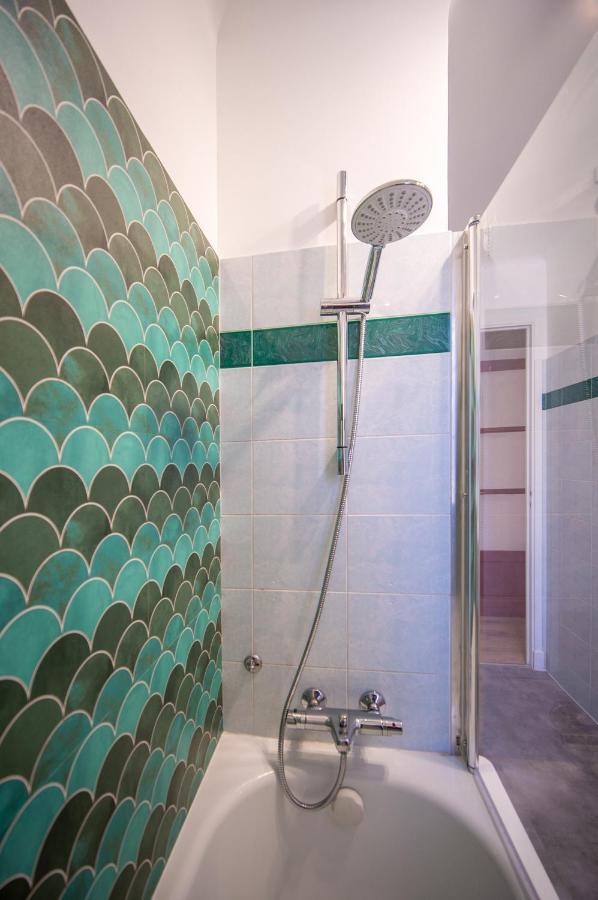 Apartment 3 Chambres Equipe 6-8 Personnes Marseille