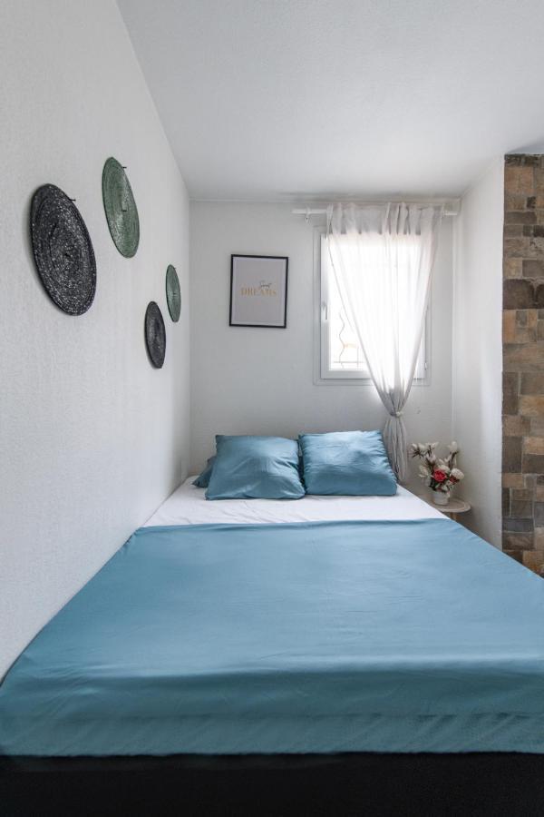 Jolie T2 De 30m2 Avec Terrasse Metro Timone A 5 Min Marseille