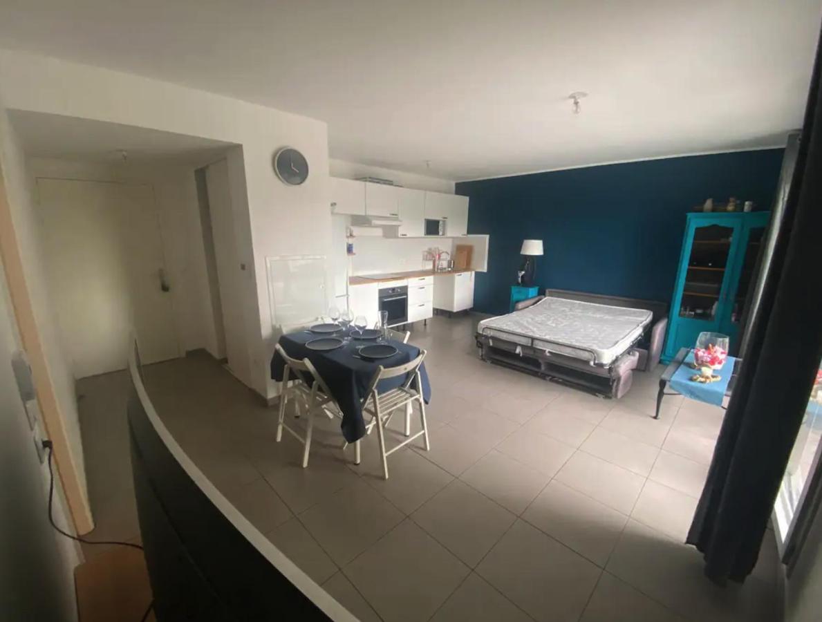 Spacieux Avec Grande Terrasse Apartment Marseille