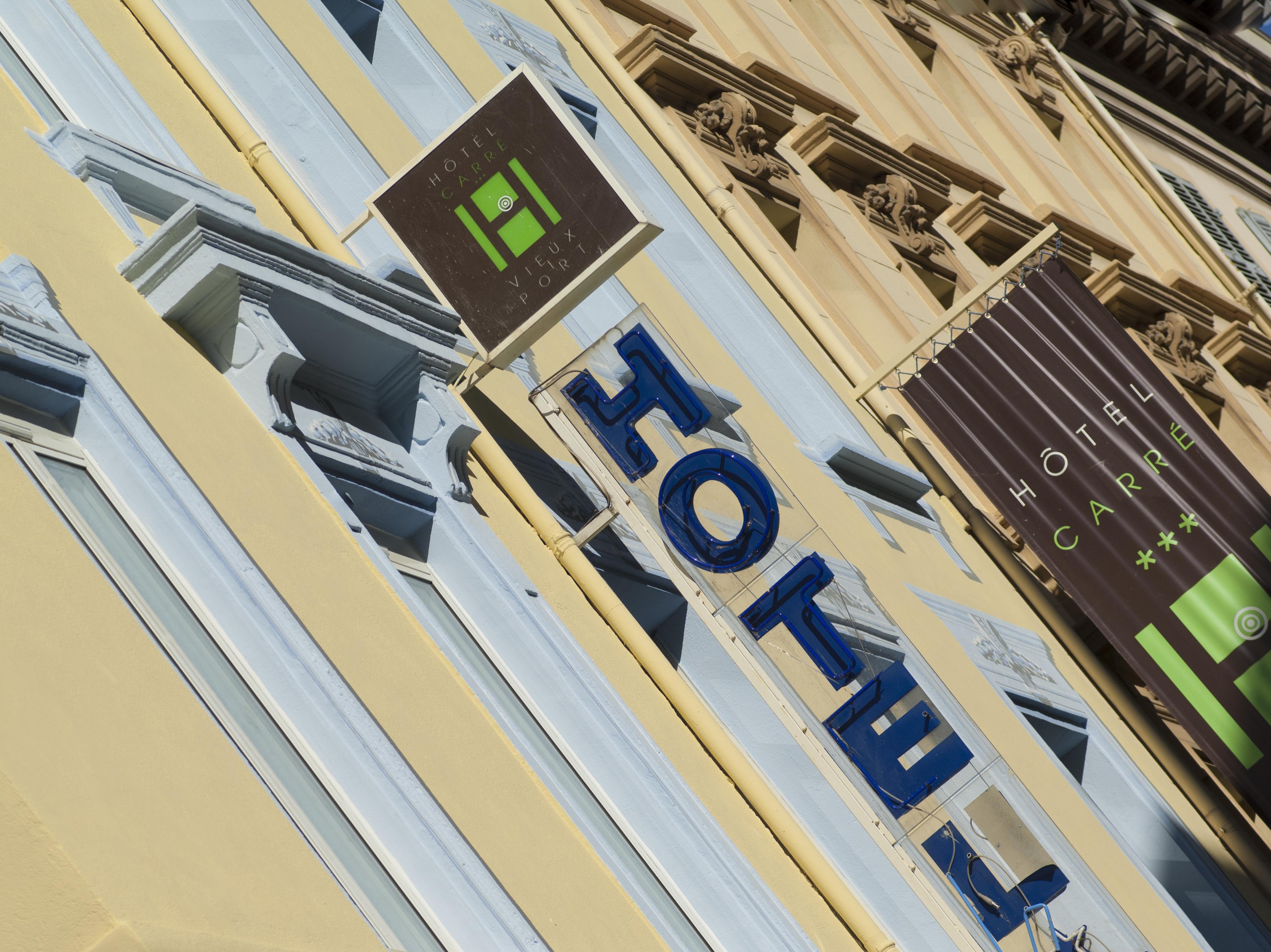 Hotel Carre Vieux Port 3*