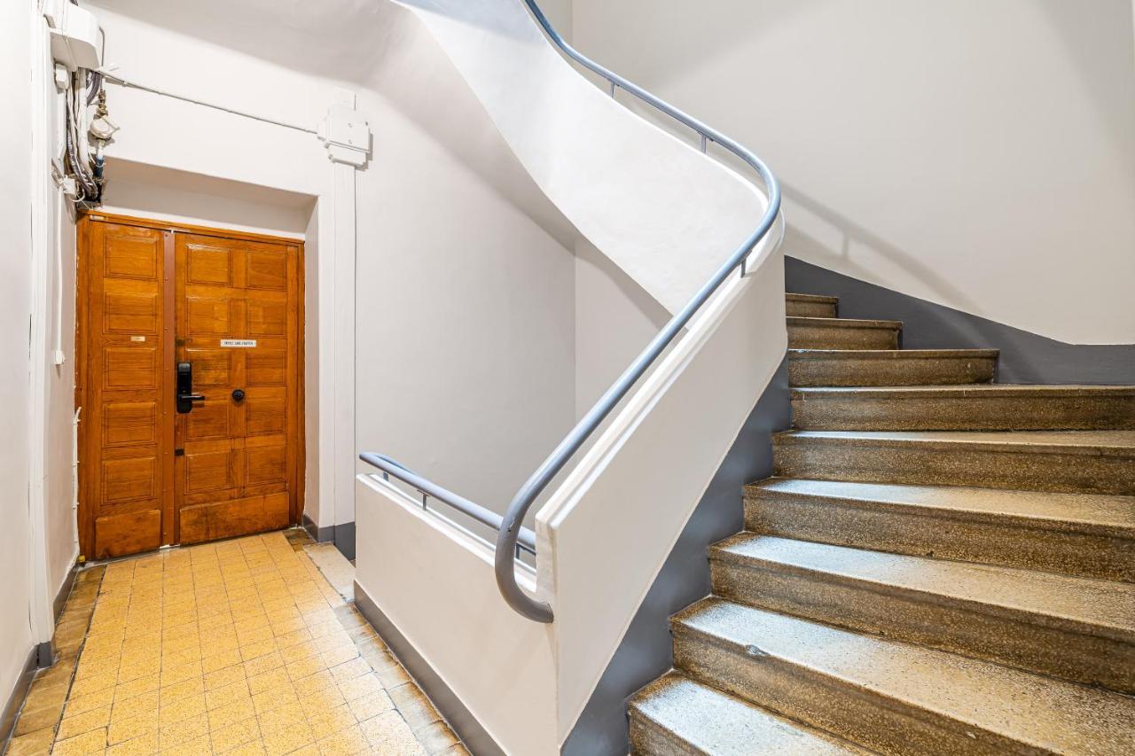 T2 Chic, Vue Vieux-port Et Notre Dame, Atypique, Calme, Clim, 48m2, Acces Autonome Avec Code *