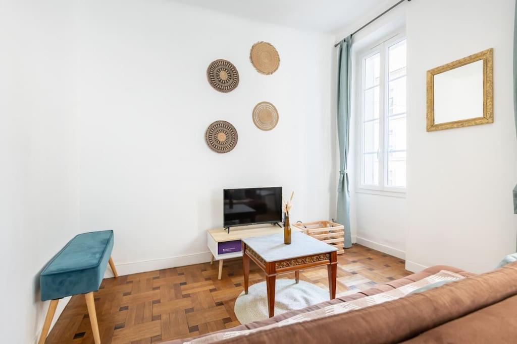 T2 - Rue Paradis - Cosy Apartment *