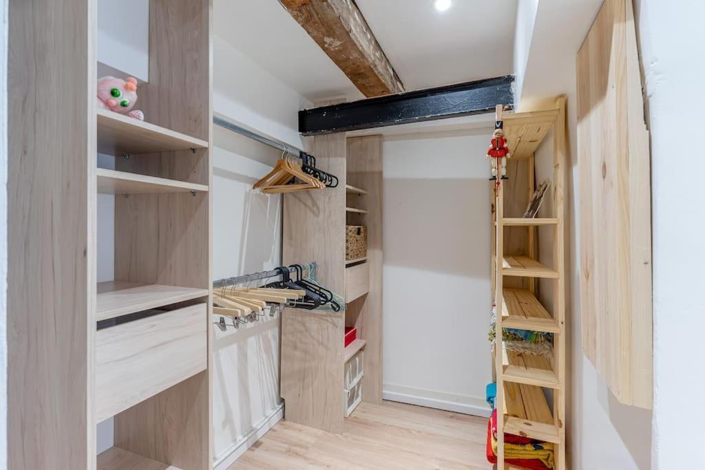 Duplex 4 Pers. Centre Avec Cour Privee Ensoleillee * Marsella
