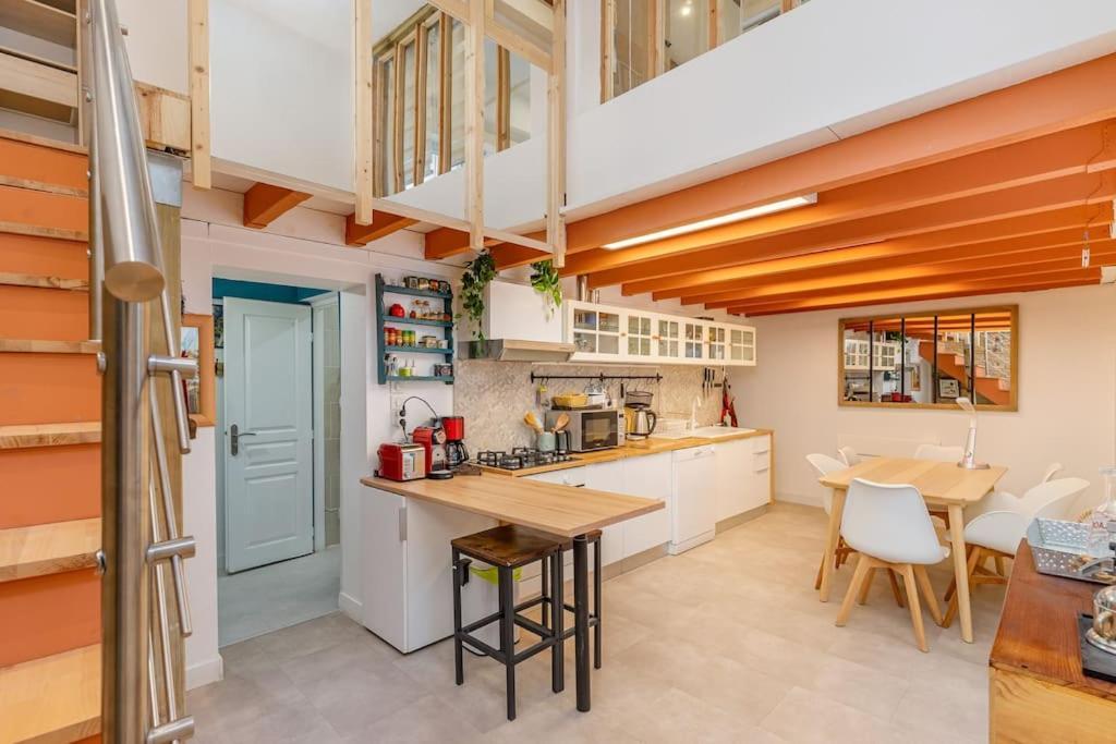 Apartamento Duplex 4 Pers. Centre Avec Cour Privee Ensoleillee *