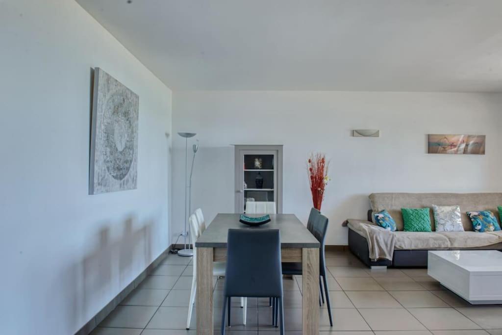 Superbe Appart/ 2ch / 4 Pers / Terrasse / Vue Căn hộ