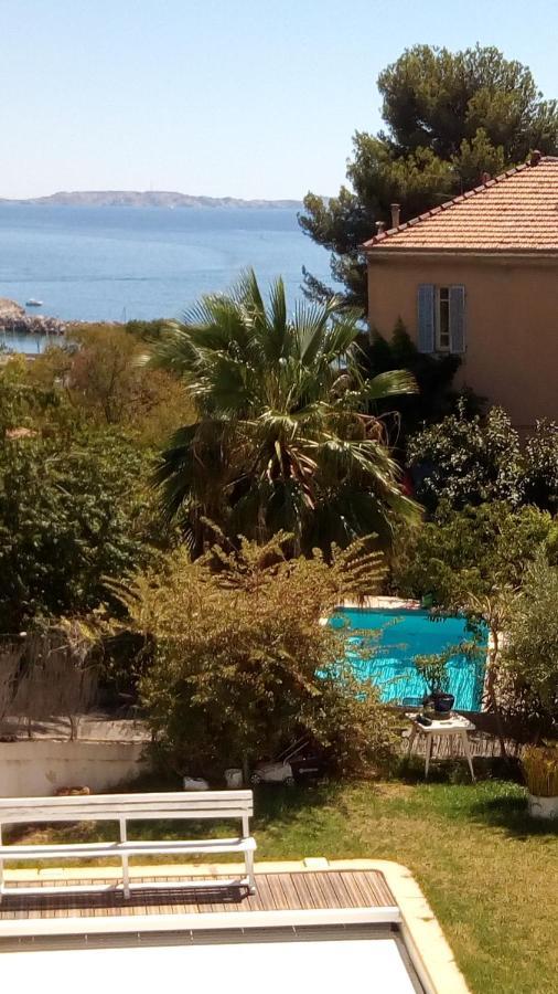Maison D'Hotes La Bastide Bleue Guest house *
