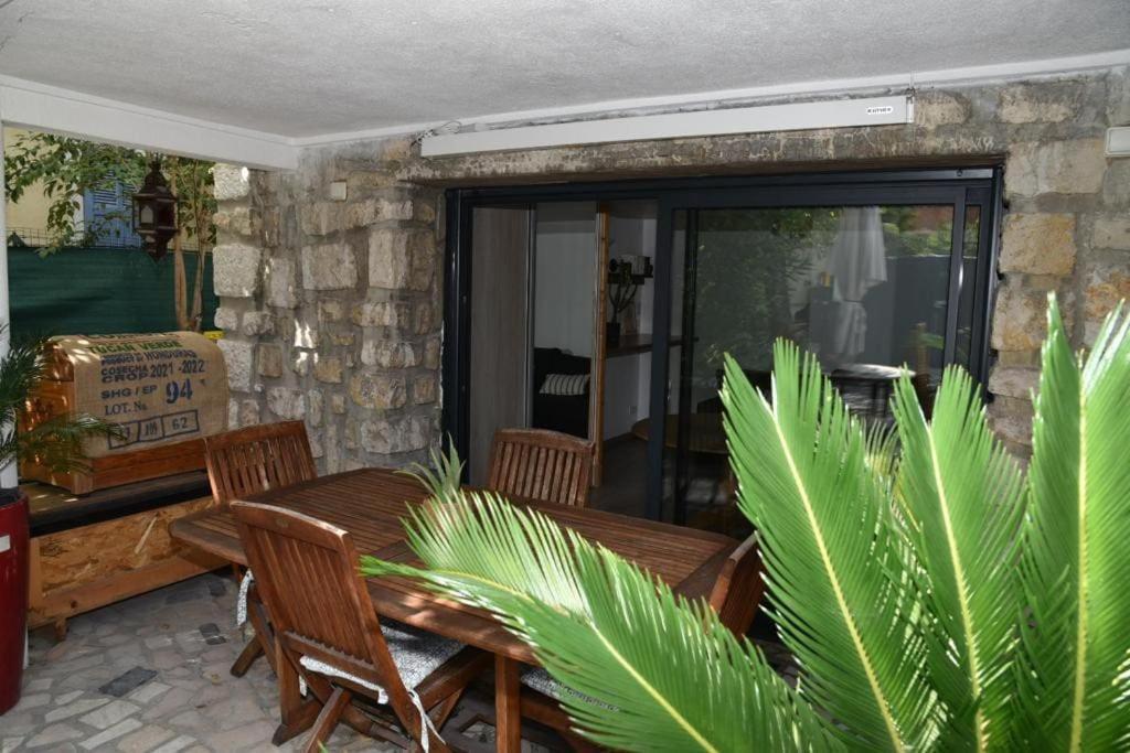 Rez De Chaussee De 9eme Apartment *