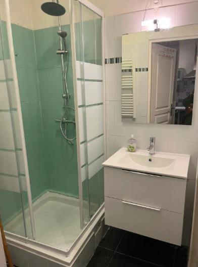 Apartment T3 ** ** Catalan ** Pharo *
