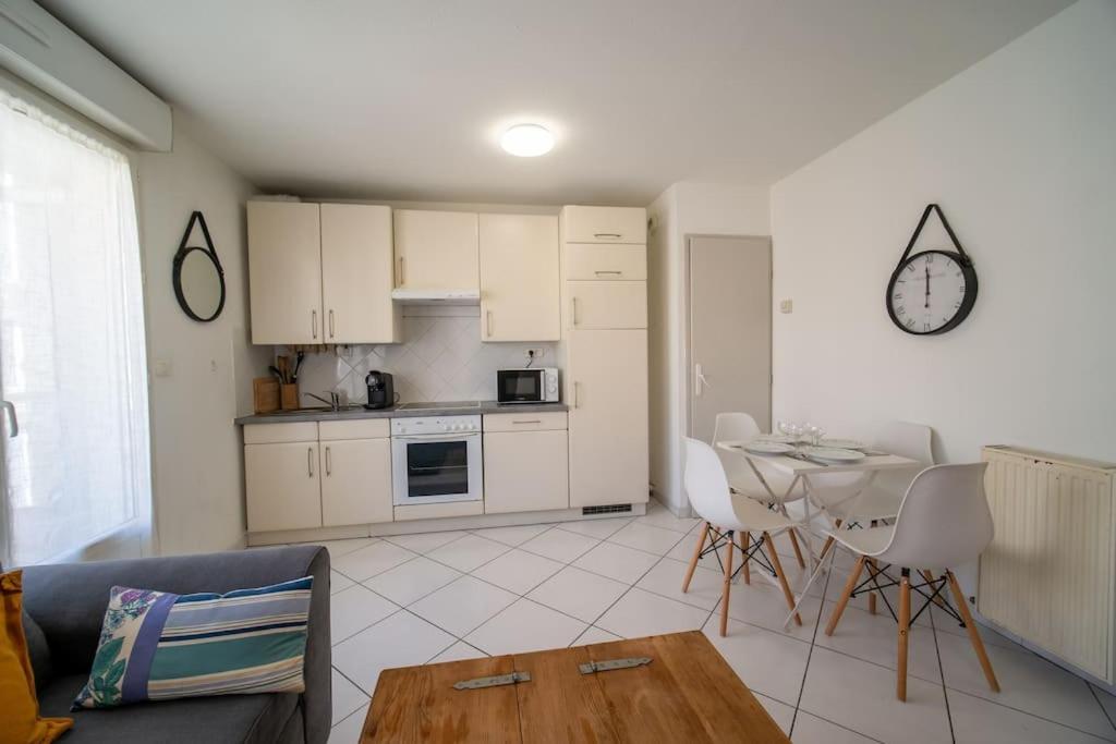 Equipe Avec Terrasse 4 Couchages Apartment *