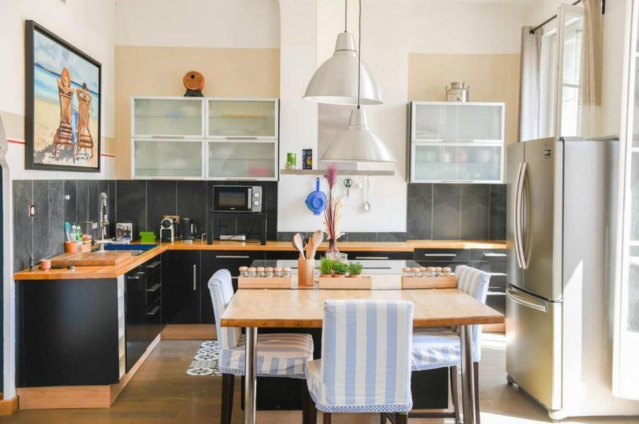 Le Leca, Typiquement Marseillais -75m2 Apartment *