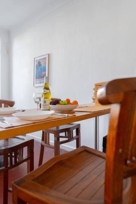 Apartment Superbe Appart, Central, Petit Balcon & Vue Place *