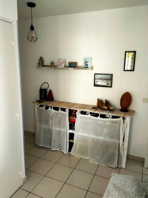 Apartment Au Pied Des Calanques, Nature, Plages A 6min, Parking, Bus Direct, Ideal Famille *