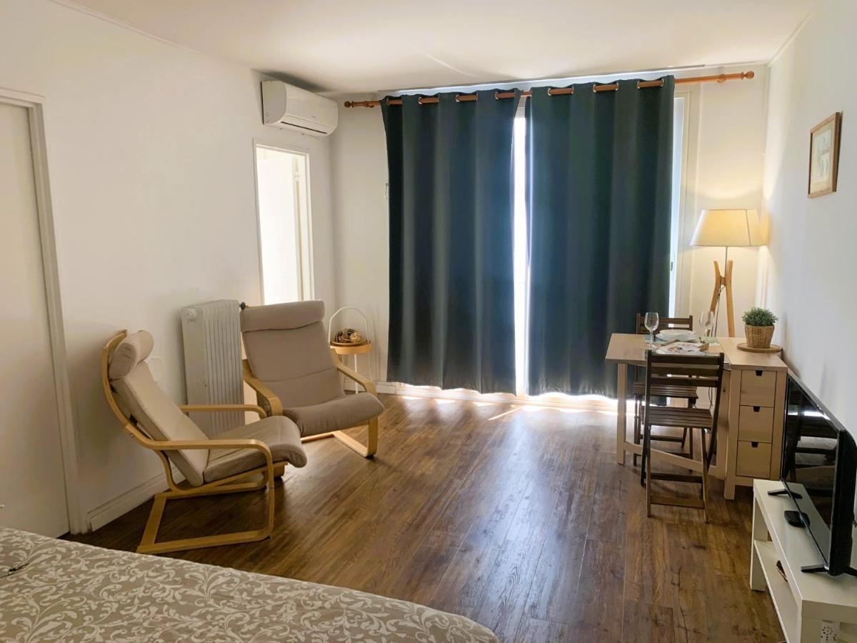 Homely Place Near Vieux Port Apartment