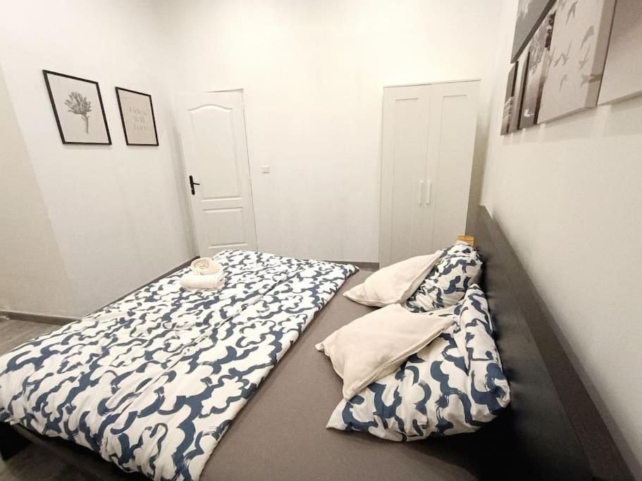 Gare Saint Charles Apartment