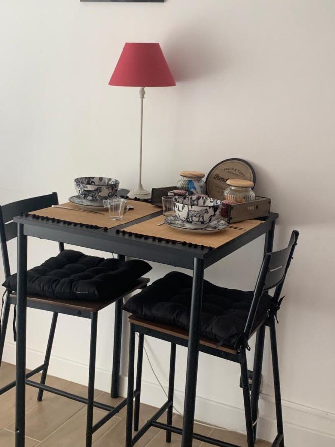 Oustaou Acces Piscine Privatunterkunft