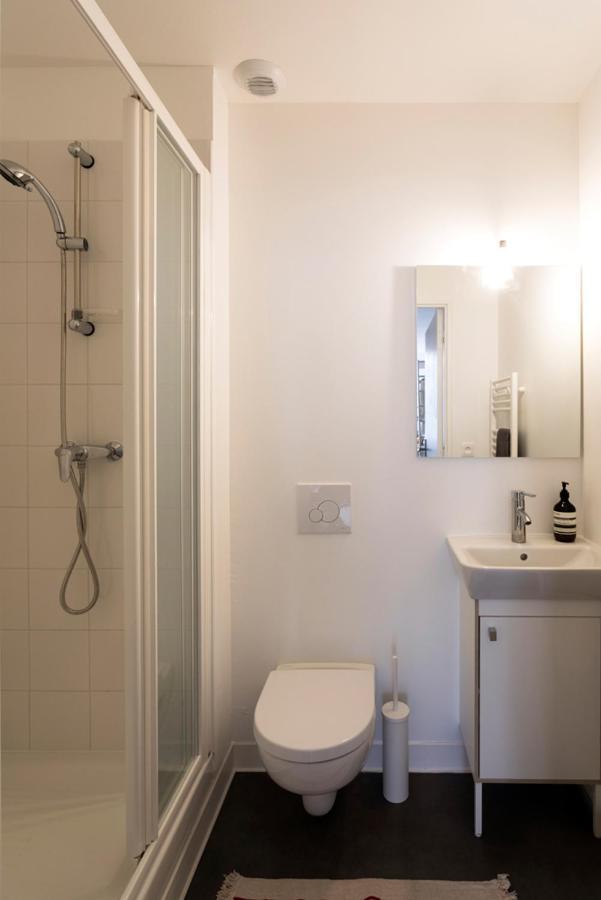 Appartement Jolis A 2 Pas Du Vieux Port Dans Immeuble Avec Gardien