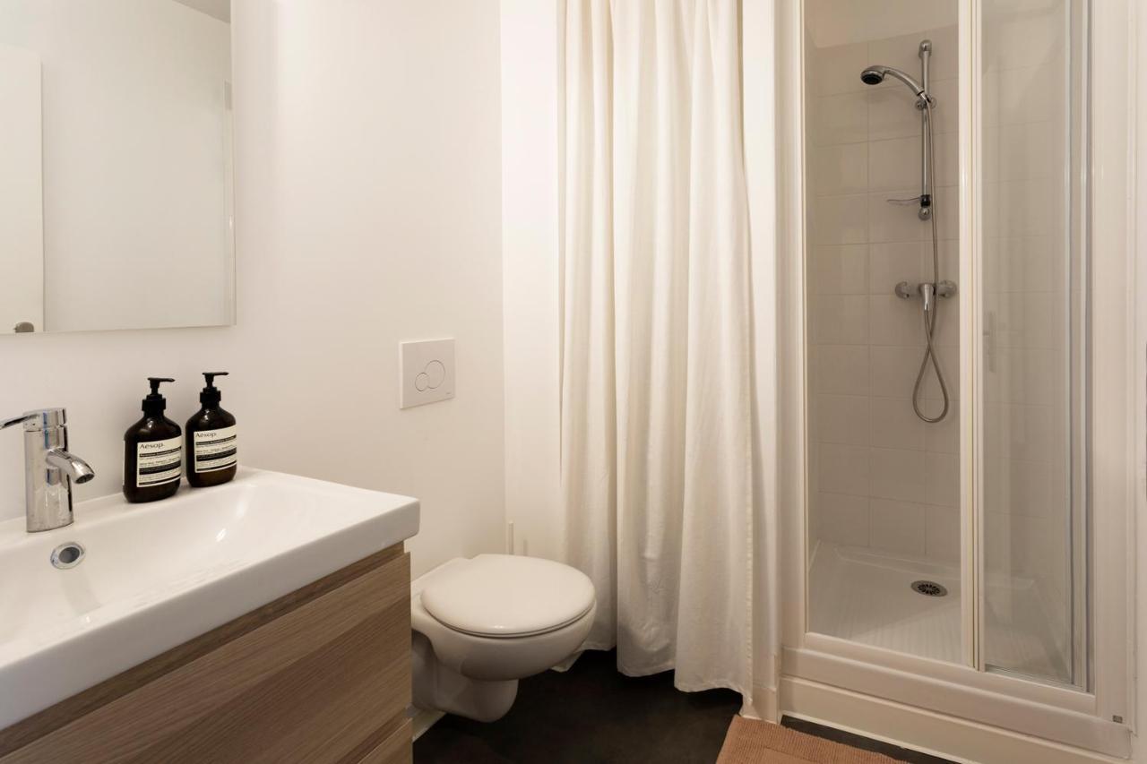 Jolis A 2 Pas Du Vieux Port Dans Immeuble Avec Gardien Appartement
