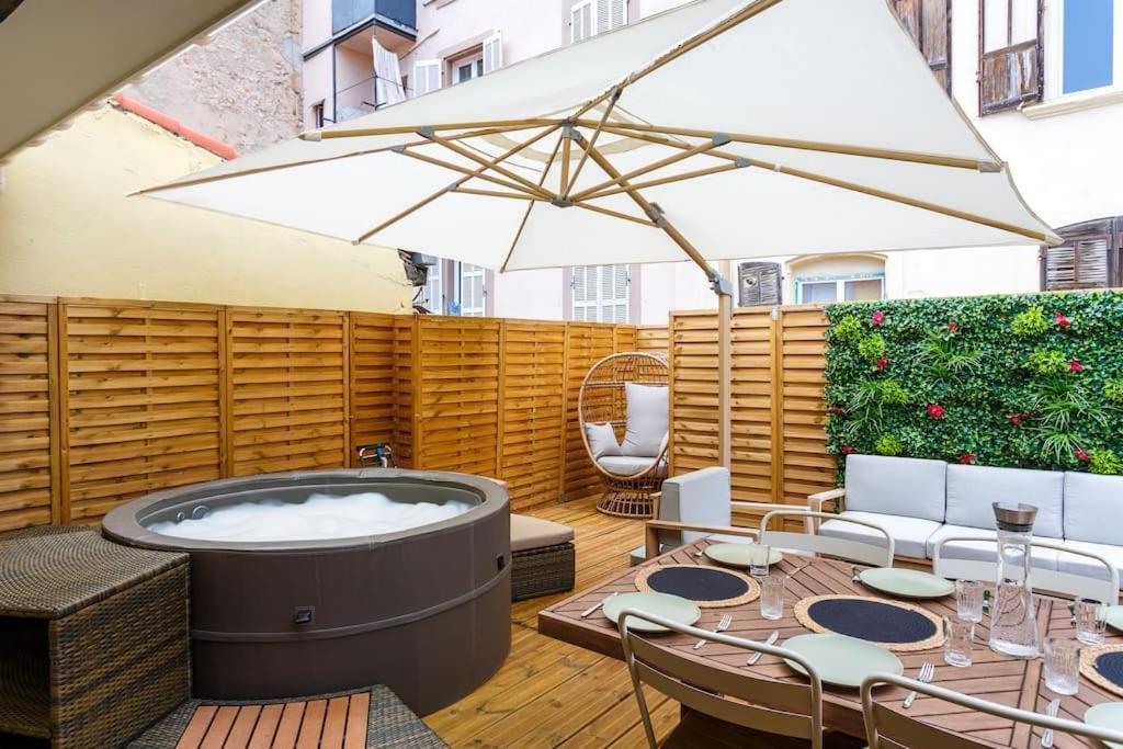 Duplex Terrasse Vieux Port 8pers Appartement