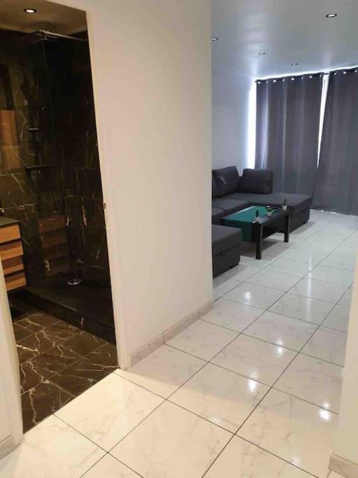 Sarah B Appartement Marseilles