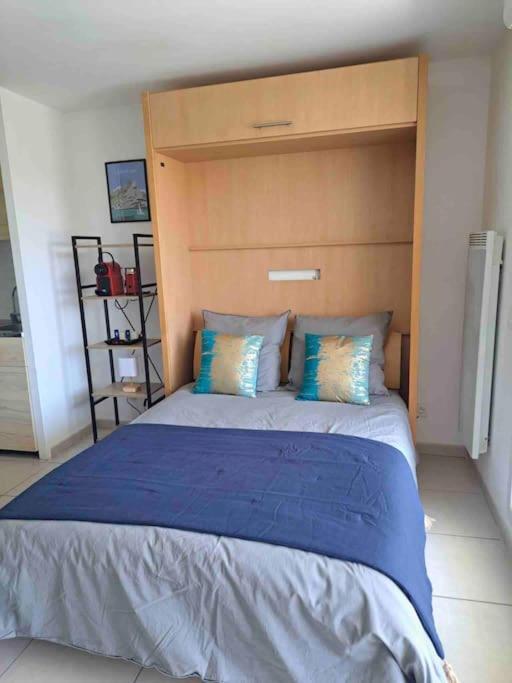 Studio Terrasse Bord De Mer - Entre Calanques Et Collines Apartment Marseilles